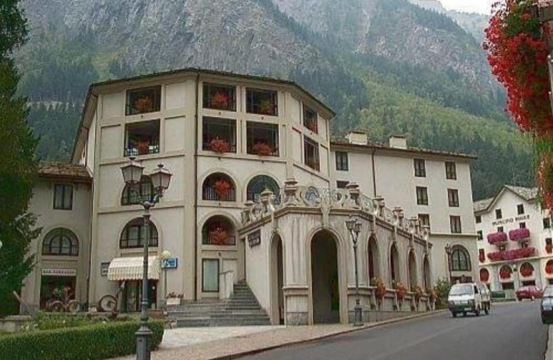 Residence Universo Pré-Saint-Didier Extérieur photo